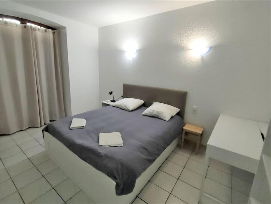 Appartement Le Petit Goudarguais à Goudargues Extérieur photo
